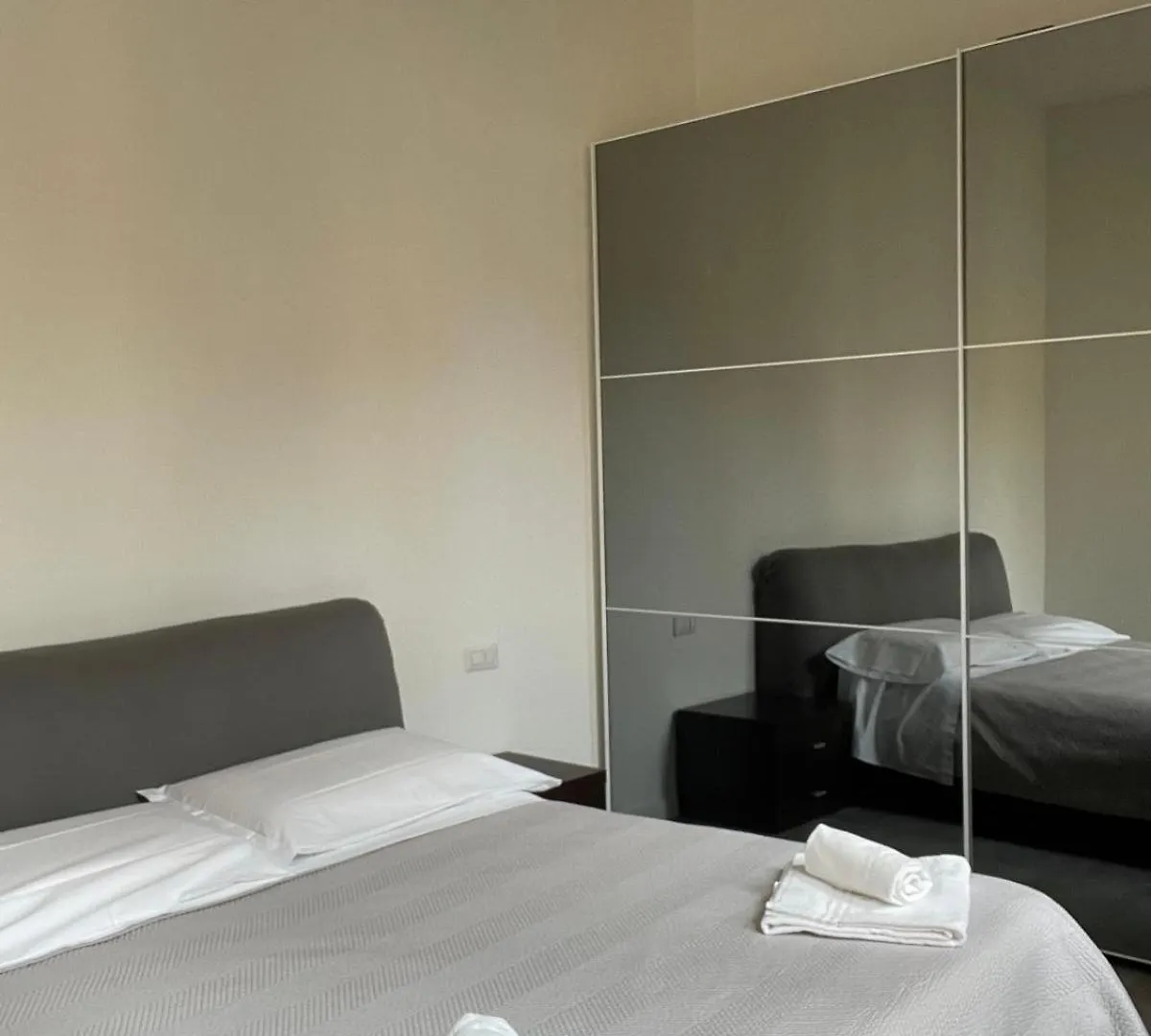 Mario Lupo Guest House Bergamo Apartment