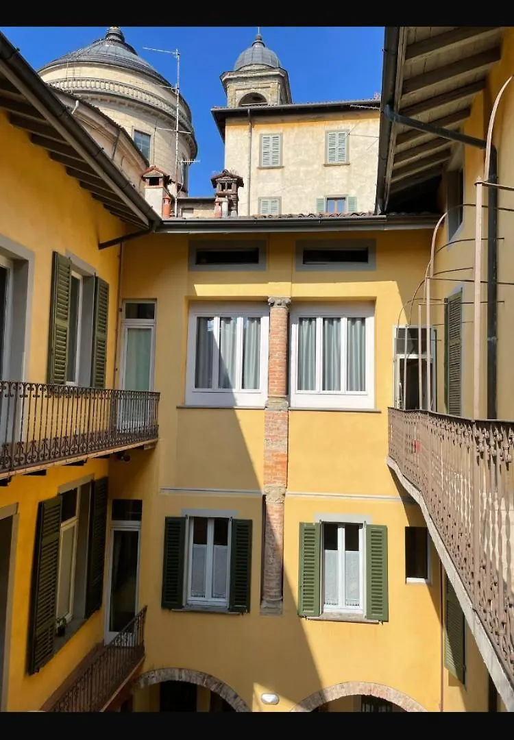 Mario Lupo Guest House Bergamo Apartment