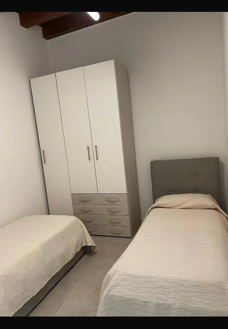 Apartment Mario Lupo Guest House Bergamo Italy